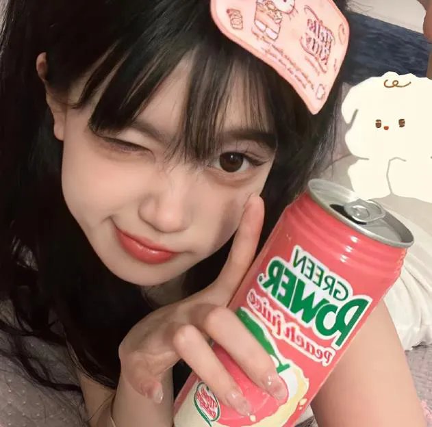 闪婚，绿茶夫人又砸钱虐渣了